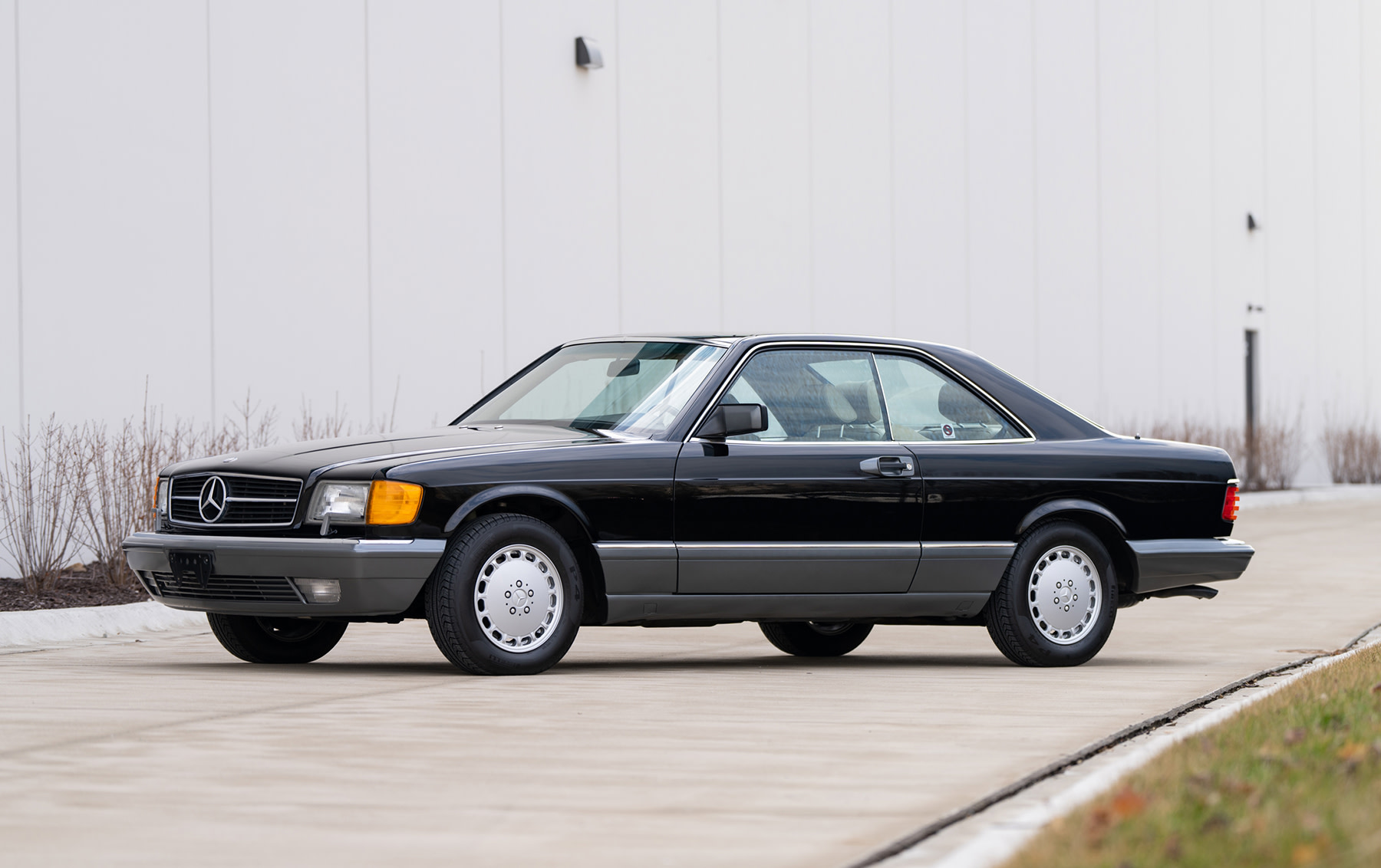 1991 Mercedes-Benz 560 SEC | Gooding & Company